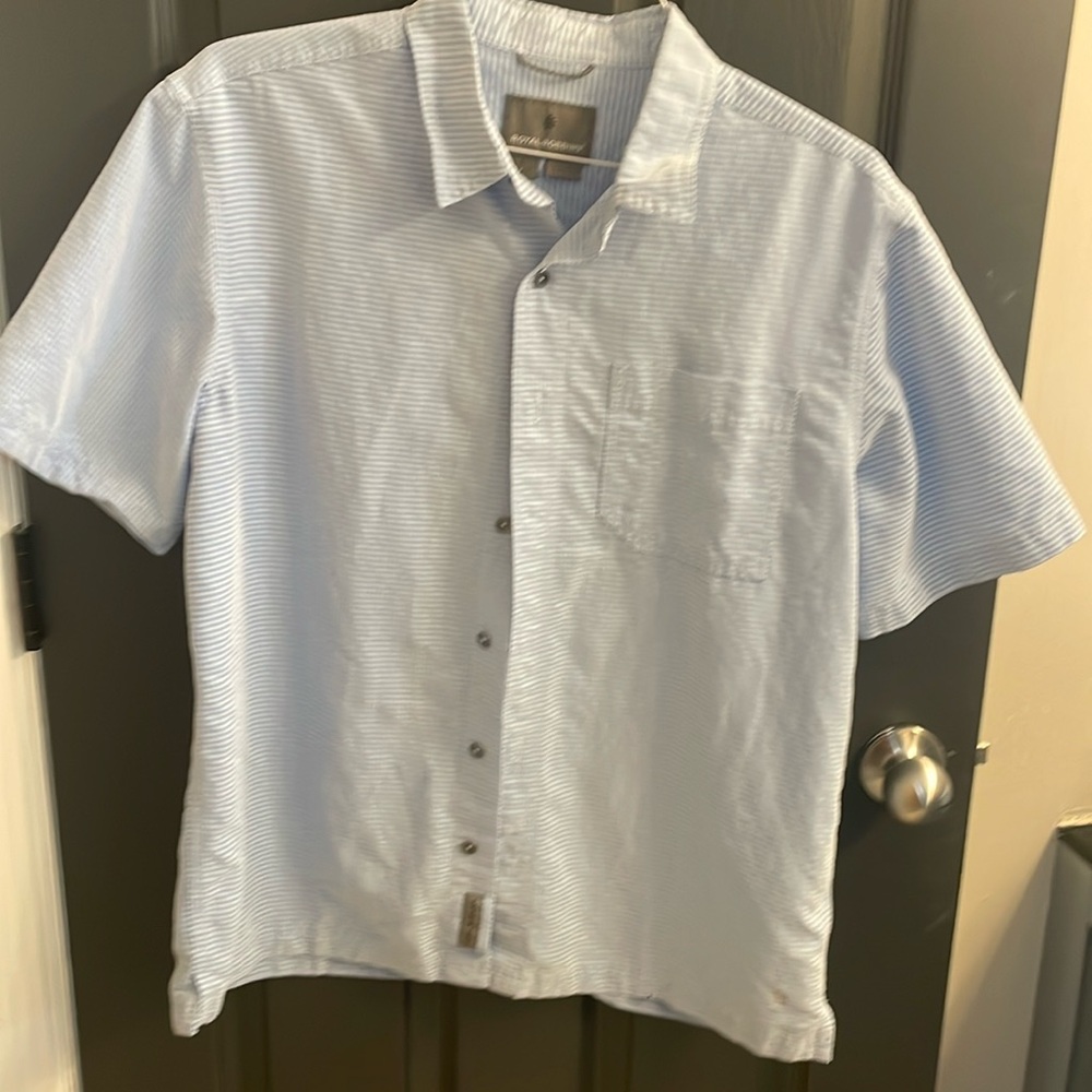 Large men’s Royal Robbin’s short sleeve shirt